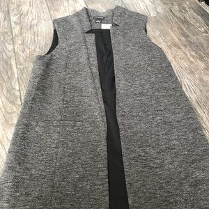 Club Monaco Didi Vest in Charcoal